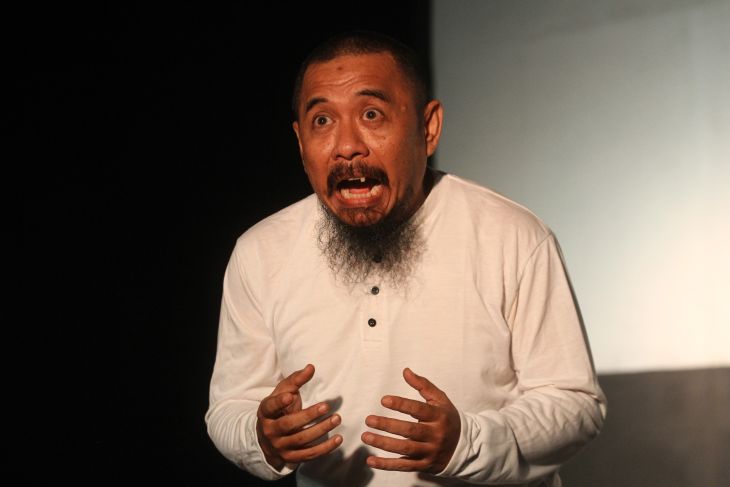 Pementasan teater monolog di Malang