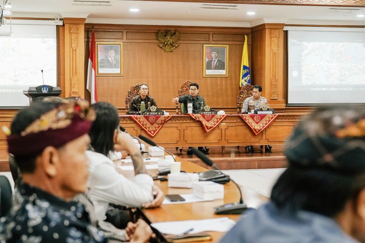 Bupati Badung dialog dengan warga cari solusi rekayasa lalin pariwisata