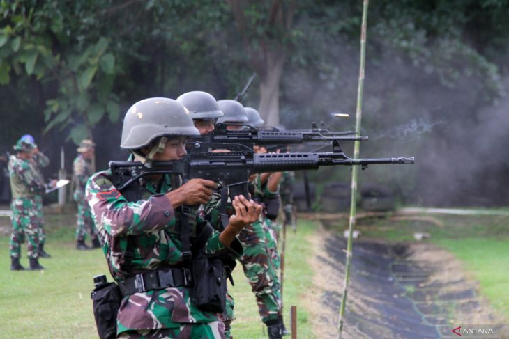 Lomba menembak Korps Marinir