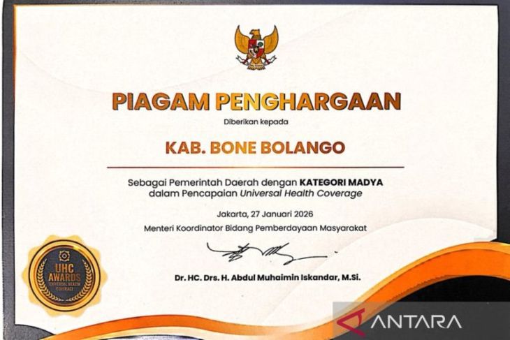 Pemkab Bone Bolango raih UHC kategori madya