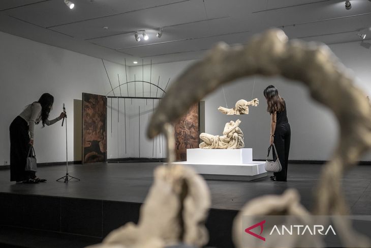 Pameran of The Unknown Creatures