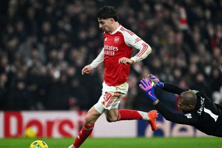 Arsenal bekuk Burnley 1-0, unggul lima poin dari City