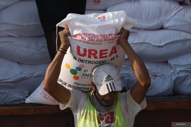 Penyaluran pupuk bersubsidi