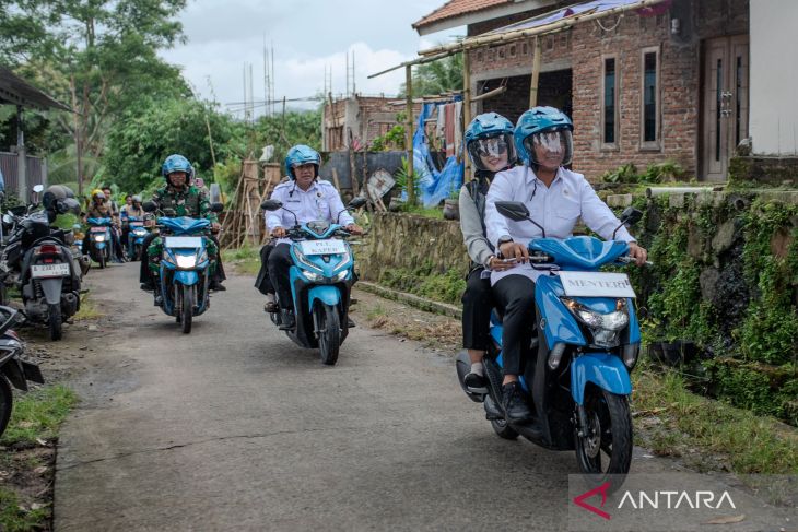 Kepala BGN sebut sepeda motor untuk kepala dapur MBG belum dibagi