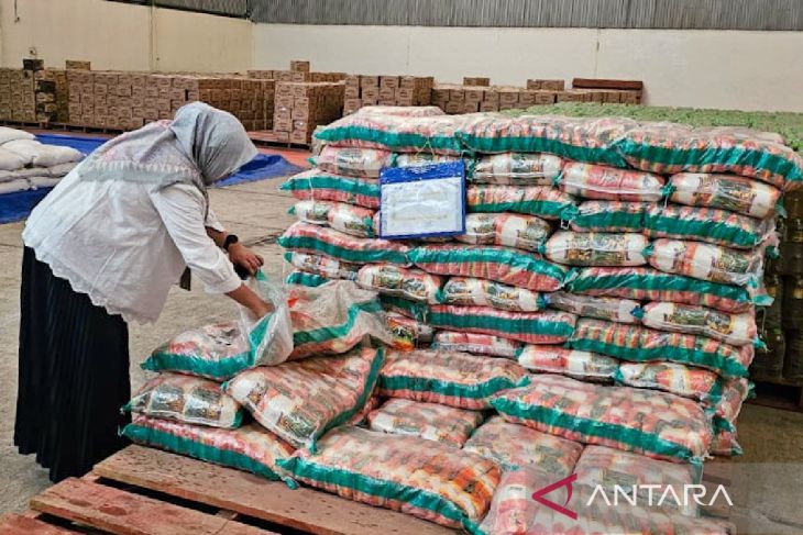 Bulog pastikan stok beras di Situbondo-Bondowoso aman hingga Lebaran