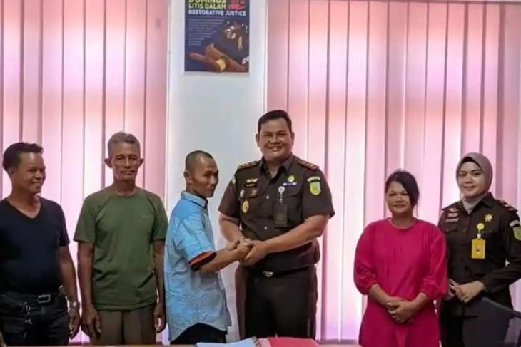 Kejari Aceh Singkil hentikan perkara penadahan berdasarkan RJ