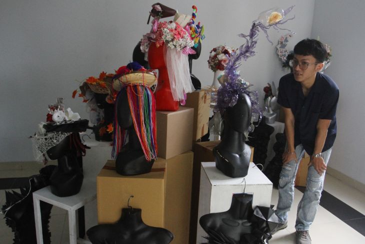 Pameran karya fesyen berkelanjutan di Malang