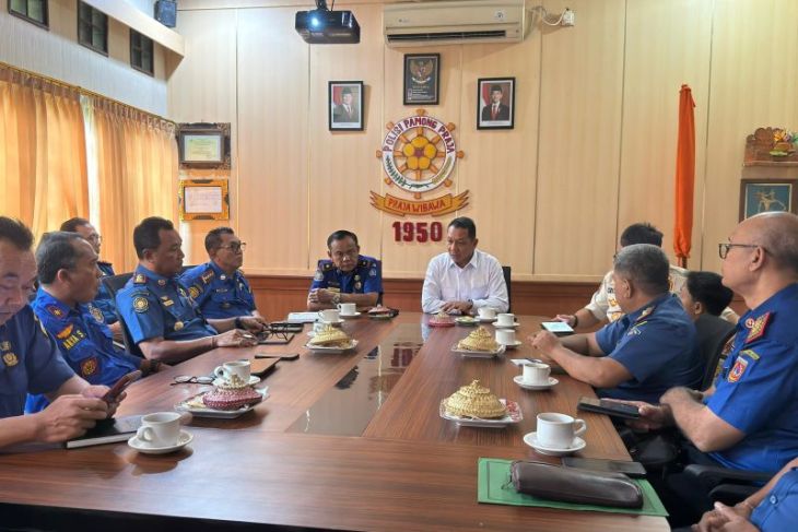 Satpol PP Bali perkuat kapasitas damkar menyelamatkan kemanusiaan