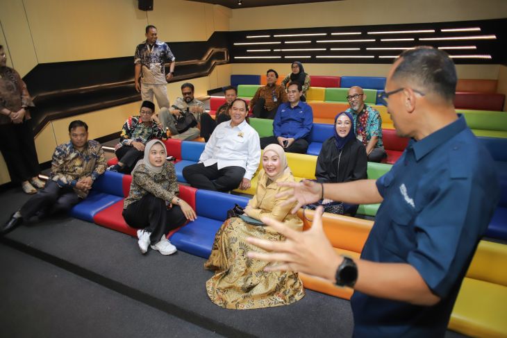 Kunjungan kerja reses Komisi VII DPR di Gresik