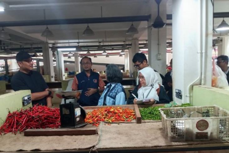 Antisipasi lonjakan harga, Perumda Pasar pantau harga pangan berkala