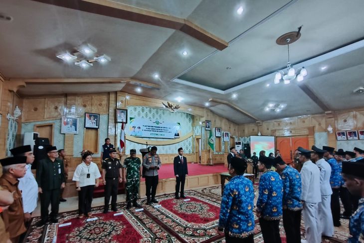 Bupati Sarolangun kembali lantik 20 pejabat eselon III dan IV