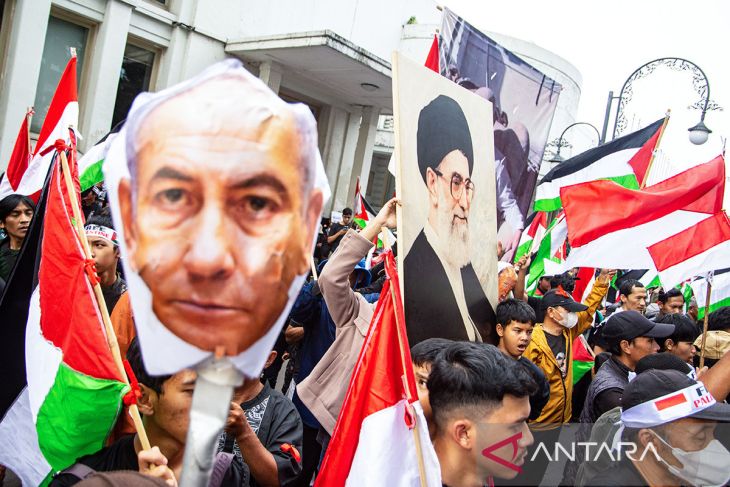 Aksi Solidaritas untuk Palestina dan Iran