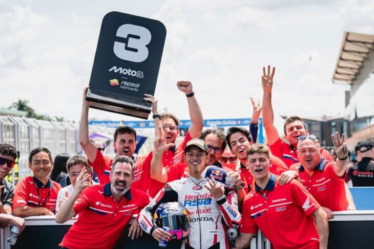 Veda Ega naik ke posisi ketiga Moto3