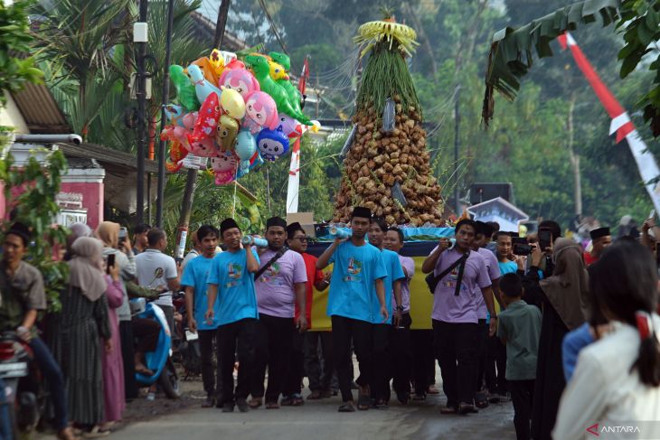 Lebaran Ketupat di Trenggalek