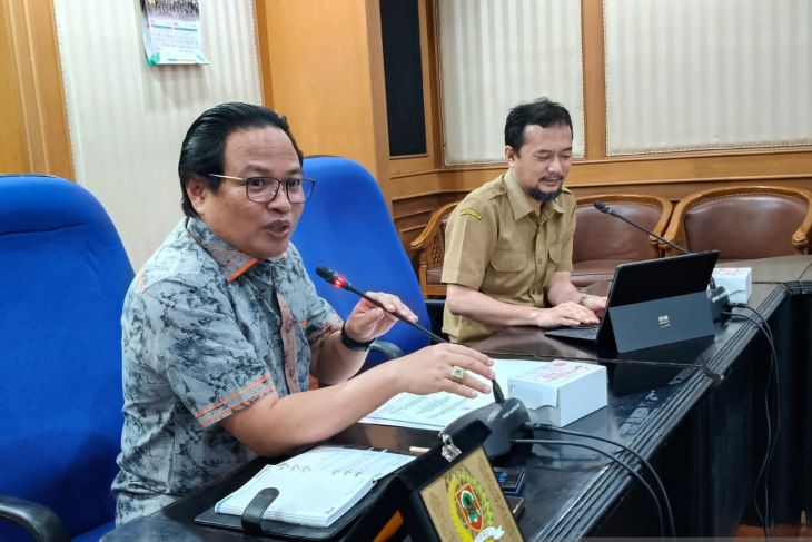 Pansus II DPRD Kalsel perkaya materi Raperda TJSLP ke Jatim