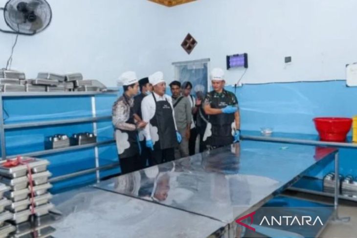 BGN hentikan operasional dua SPPG di Sampang