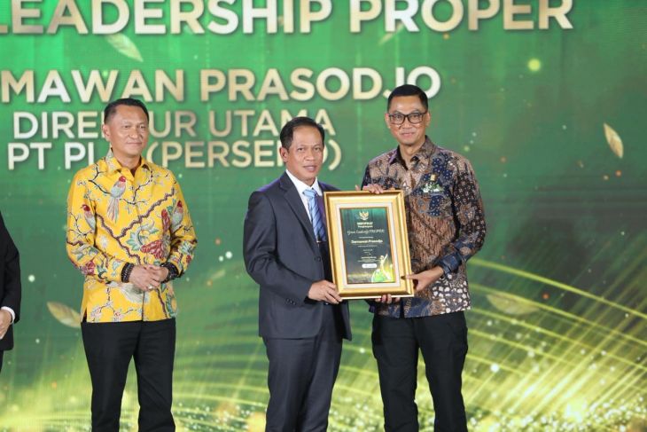 Darmawan Prasodjo raih green leadership, PLN Sabet 11 PROPER Emas KLH 2025