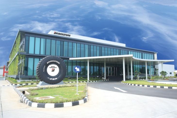 Ban tanpa udara Bridgestone digunakan pada kendaraan otonom di Jepang