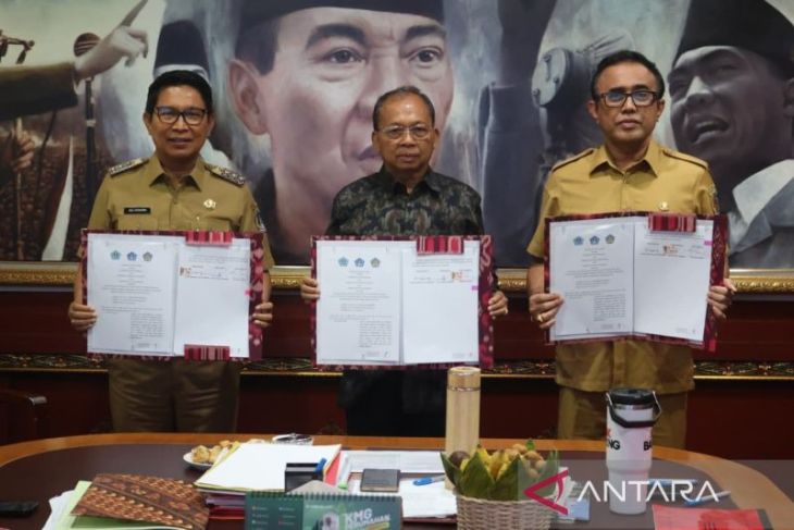 Kerja sama pembangunan pengolahan sampah jadi listrik di Bali resmi diteken