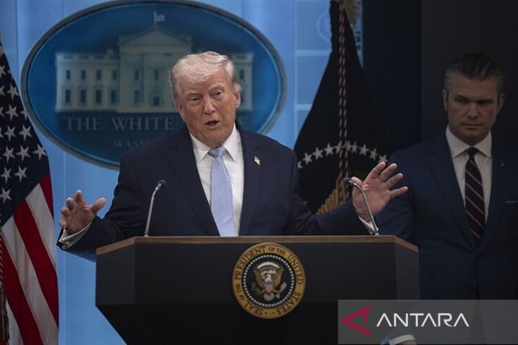 Donald Trump ancam Italia di tengah perselisihan soal Iran dan Paus Leo XIV