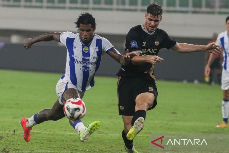 Super League - Persib kontra Dewa United imbang 2-2