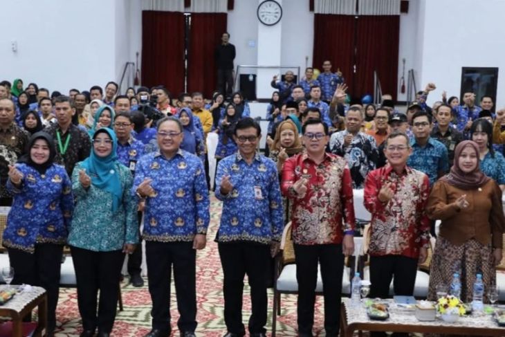 Pemkot Singkawang perkuat imunisasi rutin untuk cegah gizi buruk