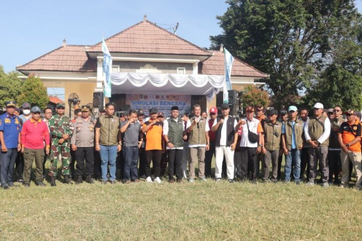 Ribuan warga Seririt ikuti simulasi siaga bencana