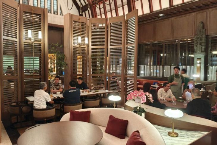 Destinasi kuliner 10 Regentstraat tawarkan nuansa klasik