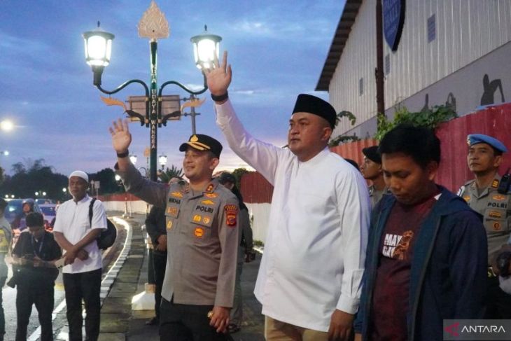 Bupati-Kapolres kawal 28 ribu buruh berangkat dari Bogor ke Jakarta