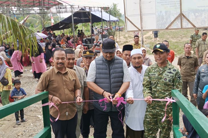 TNI rampungkan jembatan gantung perintis garuda terpanjang di Aceh Tamiang