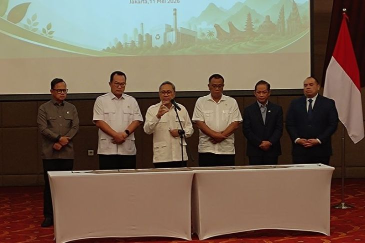 Danantara dan Pemda tandatangani MoU percepat pembangunan PSEL di 6 lokasi