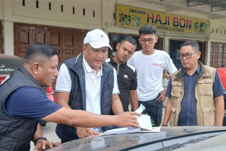 Bupati Bireuen larang potong dana bantuan penyintas banjir