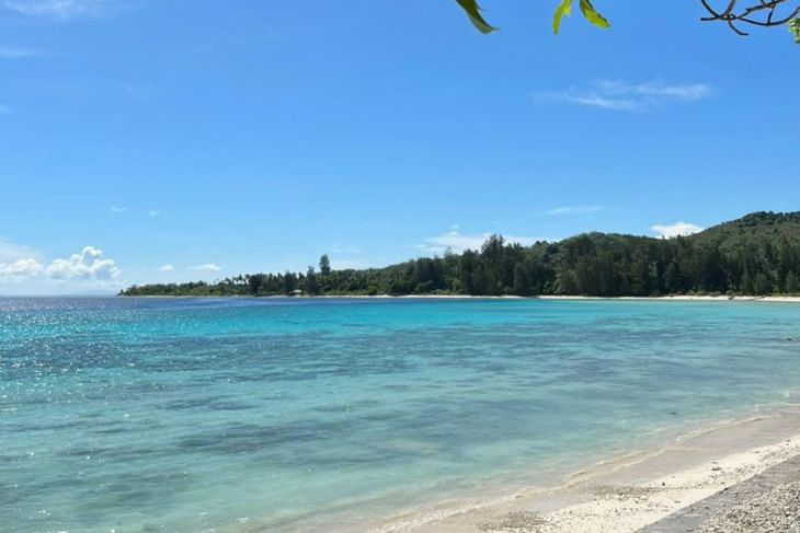 Dispar Kabupaten Buru gencarkan promosi wisata bahari Pantai Baikolet