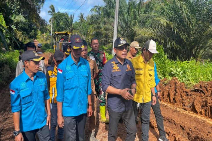 Wabup Kotabaru tinjau pembangunan Infrastruktur di Pamukan Selatan