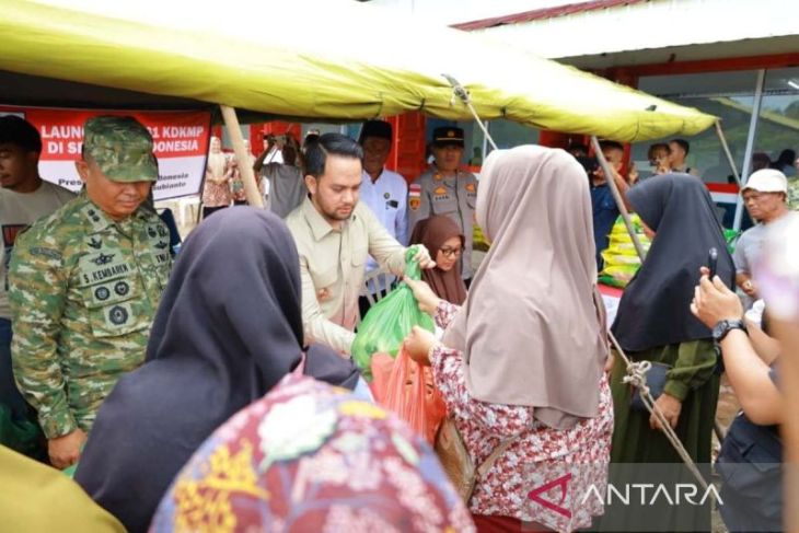 Pemkab Aceh Barat gelar pasar murah, semarakkan peresmian gedung KDMP