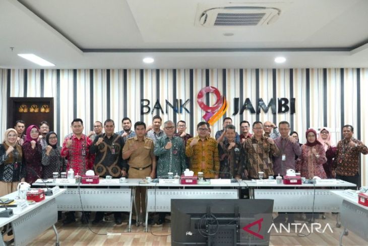 Bank Jambi-Bank bjb perkuat sinergi pembiayaan melalui "Joint Financing"