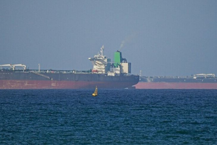 Selat Hormuz ditutup lagi di tengah eskalasi ketegangan Iran-AS