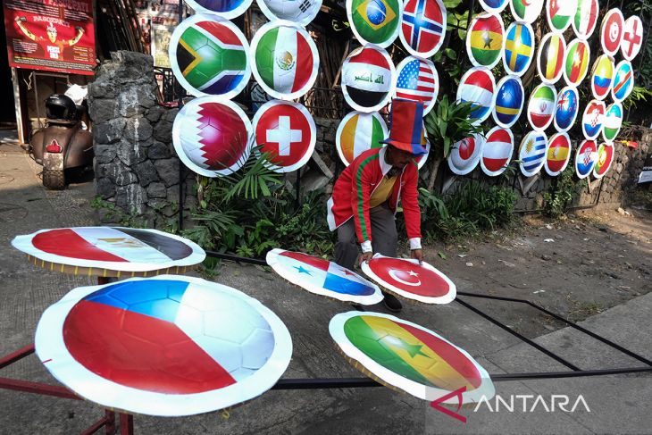 Dekorasi bendera negara peserta Piala Dunia
