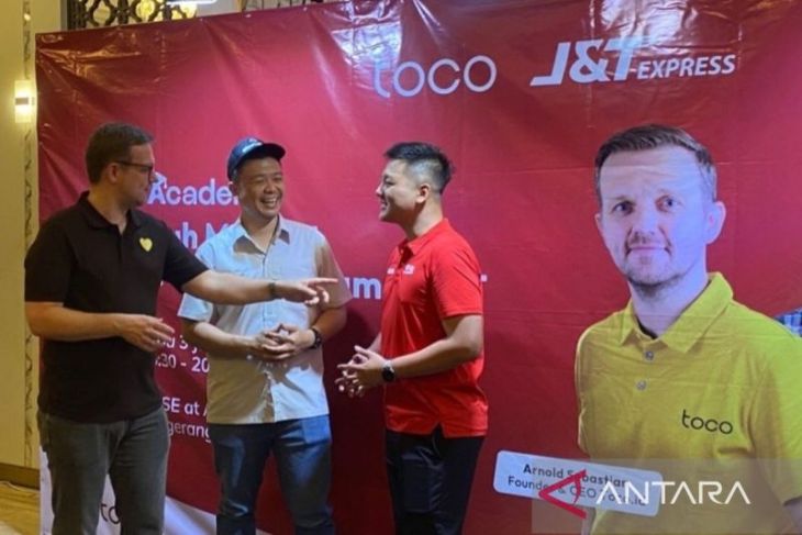 Toco gandeng J&T dorong ekosistem e-commerce ramah UMKM