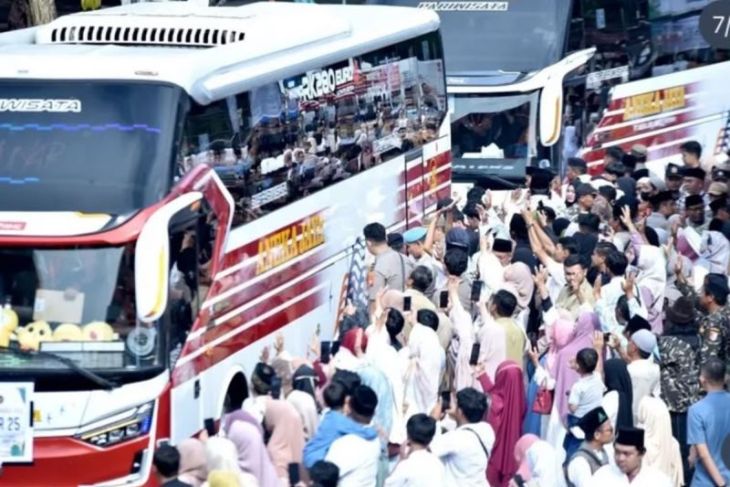 Kemenhaj: Jamaah haji Pacitan sehat dan siap pulang
