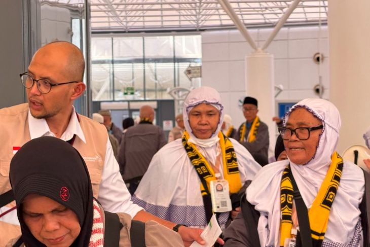 Kemenhaj imbau jamaah patuhi aturan penerbangan saat kepulangan