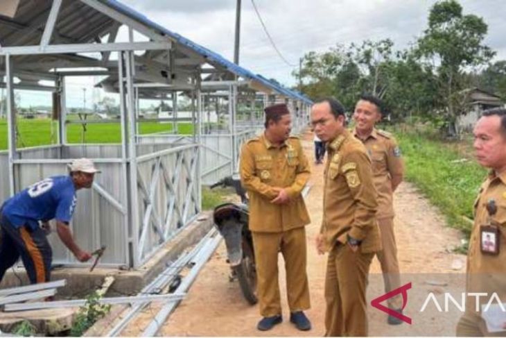 Pemkab Bangka Tengah perkuat penataan UMKM di kawasan wisata Sawah Pelangi