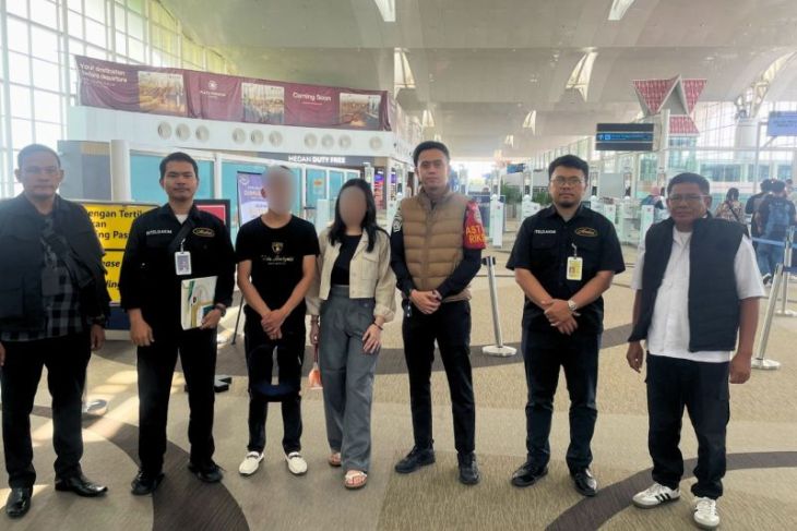 Imigrasi Medan deportasi WNA Tiongkok tidak sesuai izin tinggal