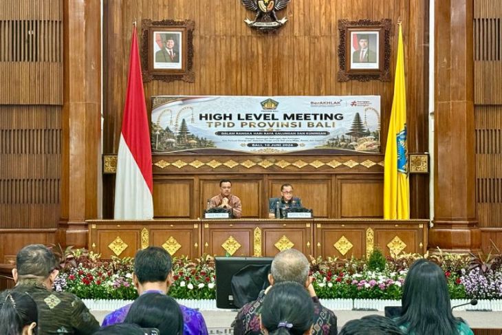 Sekda Bali minta TPID terus pantau stok bahan pokok di pasar selama Galungan dan Kuningan