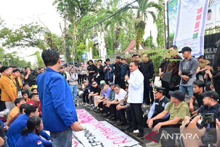 Ketua DPRD Kalsel apresiasi aksi damai mahasiswa sampaikan aspirasi
