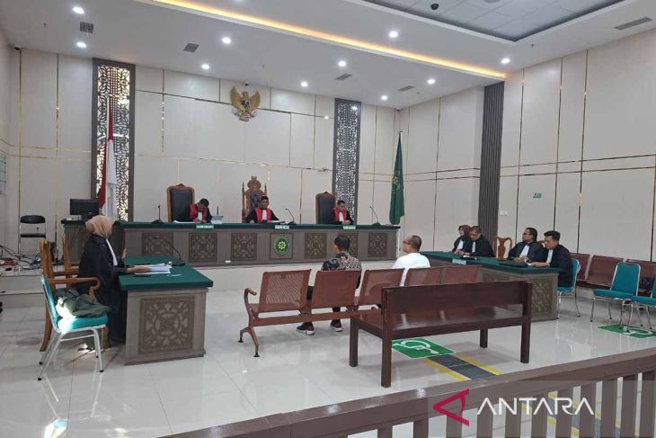 Dua terdakwa korupsi wastafel COVID-19 dituntut enam tahun penjara