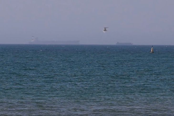 Iran bebaskan biaya melintas di Selat Hormuz selama 60 hari