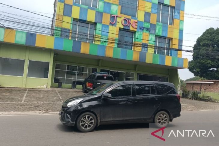 Dua personel polisi lalu lintas Jambi diserang OTK bersenjata tajam
