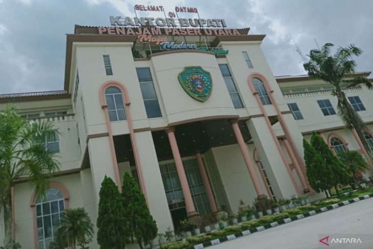 Pemkab Penajam benahi pelabuhan Benuo Taka guna tarik investasi penunjang IKN