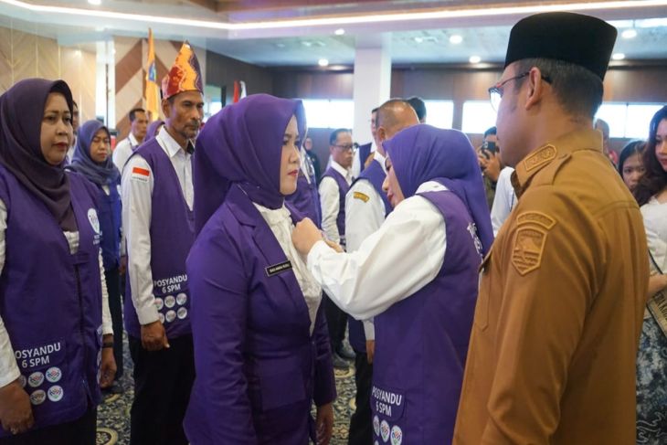 Kotabaru Deputy Regent inaugurates Bunda PAUD, Dekranasda, posyandu
